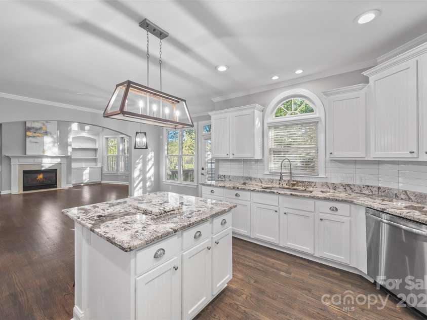 7146 Harcourt Crossing, Indian Land, SC 29707.  MLS# CAR4313502, YatesRealty ID 25914. Kitchen
