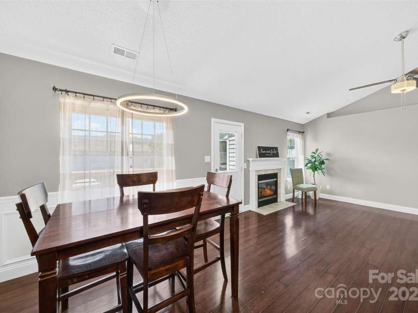 118 Milroy Lane, Mooresville, NC 28115.  MLS# CAR4280096, YatesRealty ID 25915. 