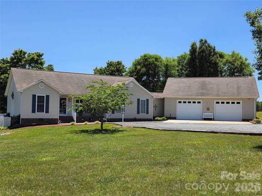 16182 Austin Road, Locust, NC 28097.  MLS# CAR4382529, YatesRealty ID 25915. 