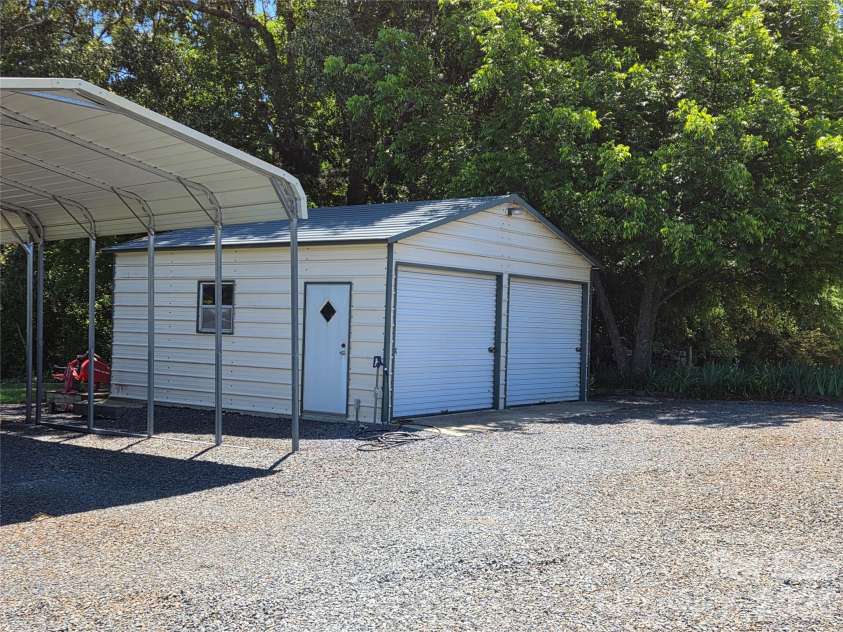 16182 Austin Road, Locust, NC 28097.  MLS# CAR4382529, YatesRealty ID 25915. 