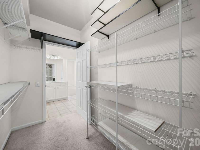 14957 Santa Lucia Drive, Charlotte, NC 28277.  MLS# CAR4386787, YatesRealty ID 25917. 