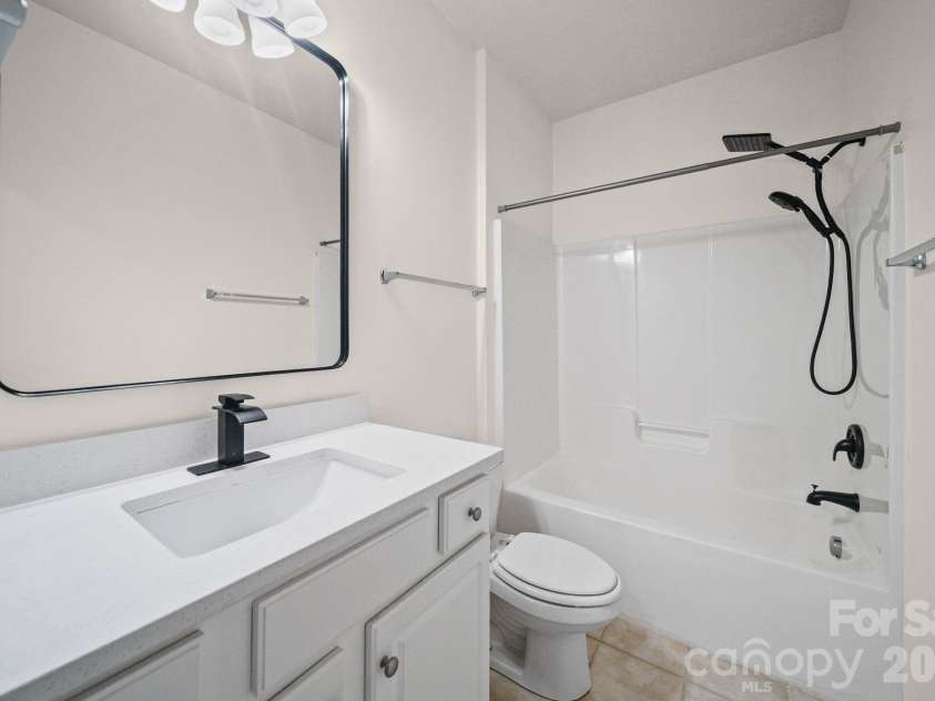 14957 Santa Lucia Drive, Charlotte, NC 28277.  MLS# CAR4386787, YatesRealty ID 25917. Quartz Counters in 2nd Bath