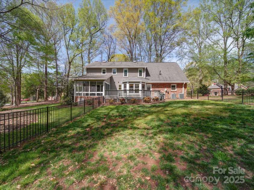940 Brittany Court, Gastonia, NC 28056.  MLS# CAR4241217, YatesRealty ID 25917. 