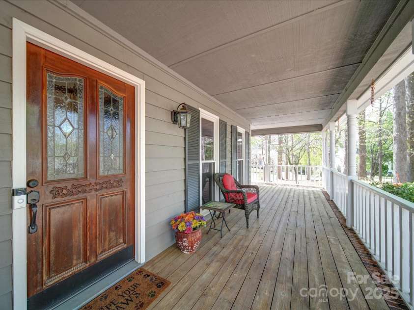 940 Brittany Court, Gastonia, NC 28056.  MLS# CAR4241217, YatesRealty ID 25917. 