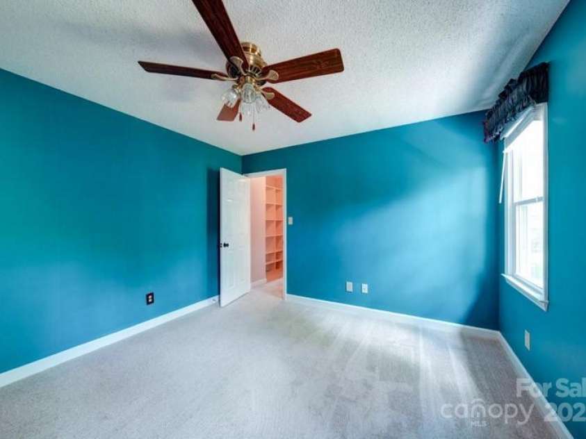 940 Brittany Court, Gastonia, NC 28056.  MLS# CAR4241217, YatesRealty ID 25917. 