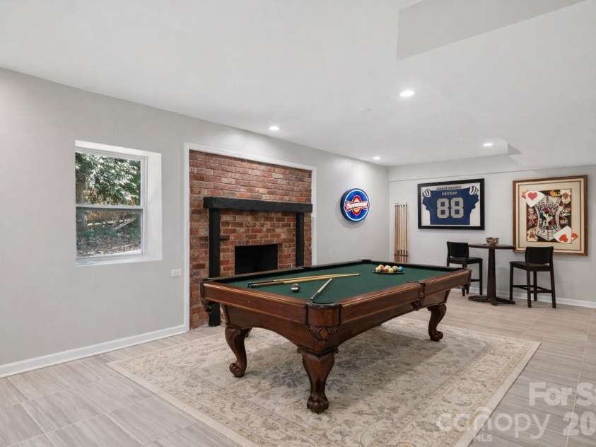 1216 Old Farm Road, Charlotte, NC 28226.  MLS# CAR4344742, YatesRealty ID 25919. Virtually Staged