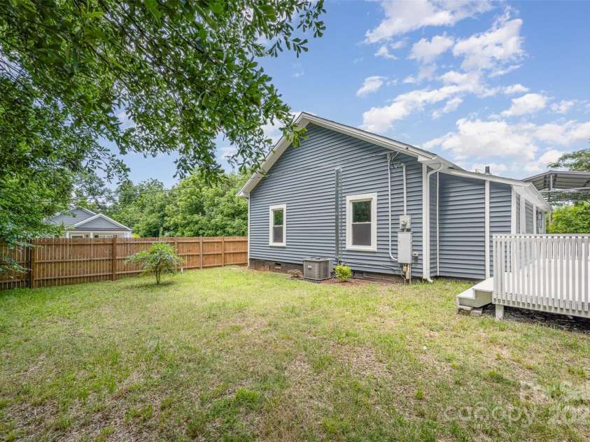 201 Valley Street, Stanley, NC 28164.  MLS# CAR4272751, YatesRealty ID 25919. Flat backyard fenced-in