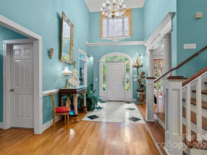 115 Glenview Drive, Salisbury, NC 28147.  MLS# CAR4301352, YatesRealty ID 2592. 