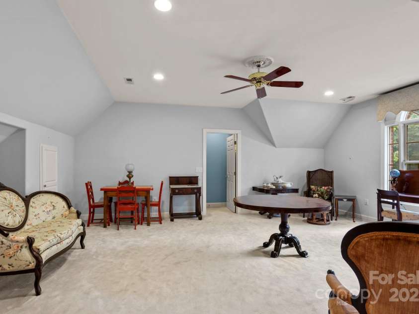 115 Glenview Drive, Salisbury, NC 28147.  MLS# CAR4301352, YatesRealty ID 2592. 