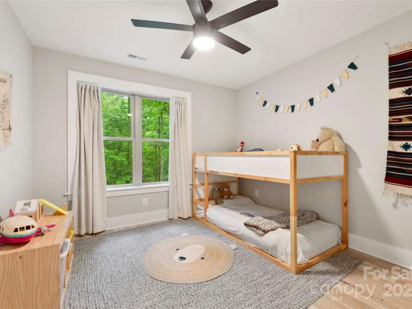 68 Huckleberry Ridge Lane, Zirconia, NC 28790.  MLS# CAR4265431, YatesRealty ID 2592. 