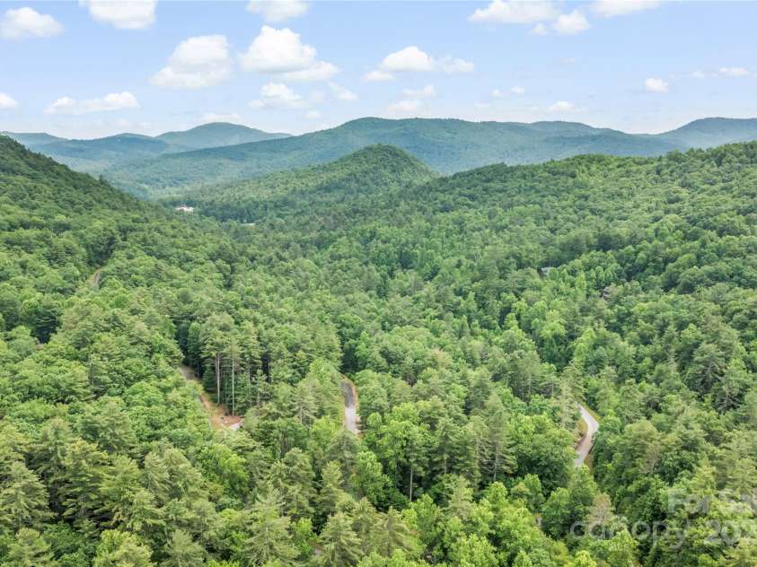 68 Huckleberry Ridge Lane, Zirconia, NC 28790.  MLS# CAR4265431, YatesRealty ID 2592. 