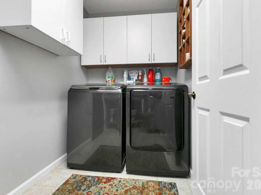 123 Adohi Court, Brevard, NC 28712.  MLS# CAR4376409, YatesRealty ID 25920. 