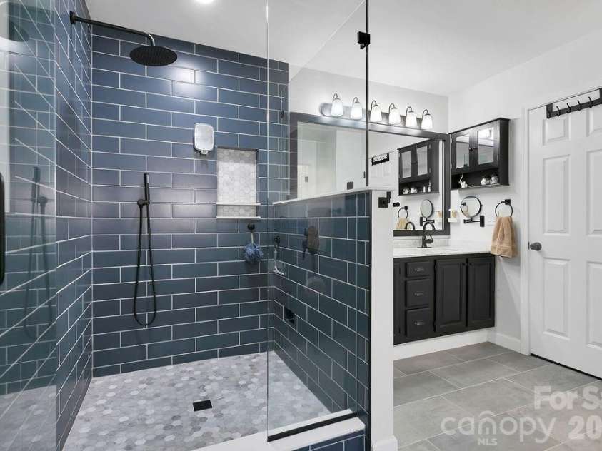 123 Adohi Court, Brevard, NC 28712.  MLS# CAR4376409, YatesRealty ID 25920. 
