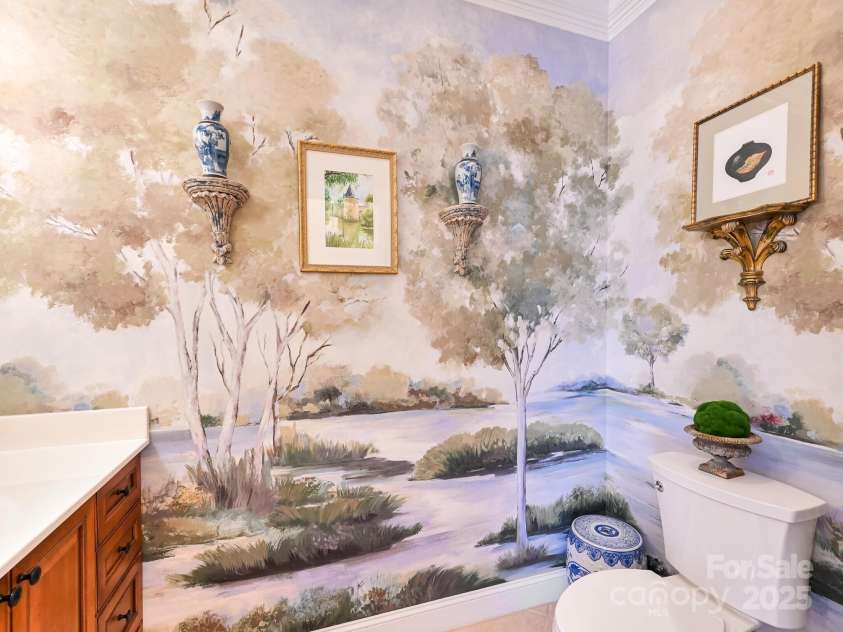 43 Towne Place Drive, Hendersonville, NC 28792.  MLS# CAR4276798, YatesRealty ID 25921. 