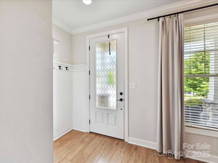 3801 Creek Ridge Drive, Denver, NC 28037.  MLS# CAR4258804, YatesRealty ID 25922. Welcome Home!