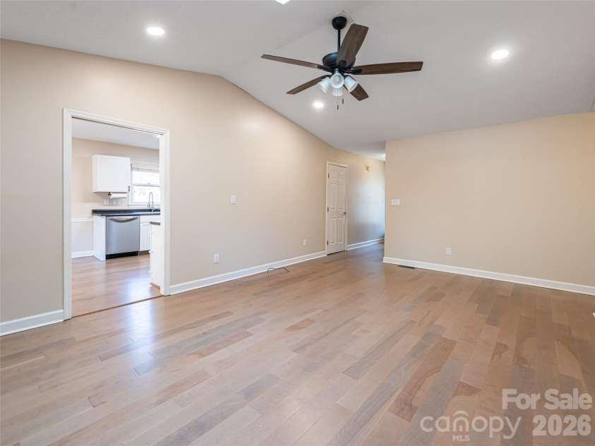 8 Turkey Toe Lane, Arden, NC 28704.  MLS# CAR4345806, YatesRealty ID 25923. 