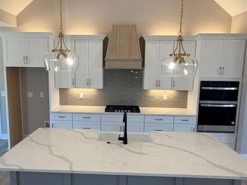 5016 Carolina North Drive, Gastonia, NC 28056.  MLS# CAR4278078, YatesRealty ID 25924. 