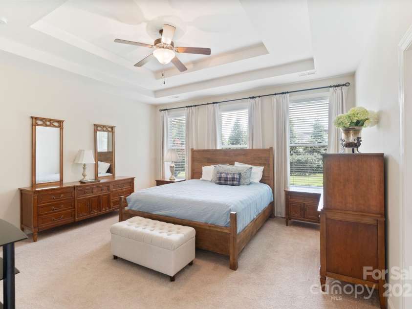 1001 Manorwyck Farms Drive, Waxhaw, NC 28173.  MLS# CAR4276349, YatesRealty ID 25927. 