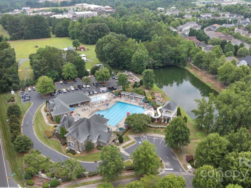 1001 Manorwyck Farms Drive, Waxhaw, NC 28173.  MLS# CAR4276349, YatesRealty ID 25927. 