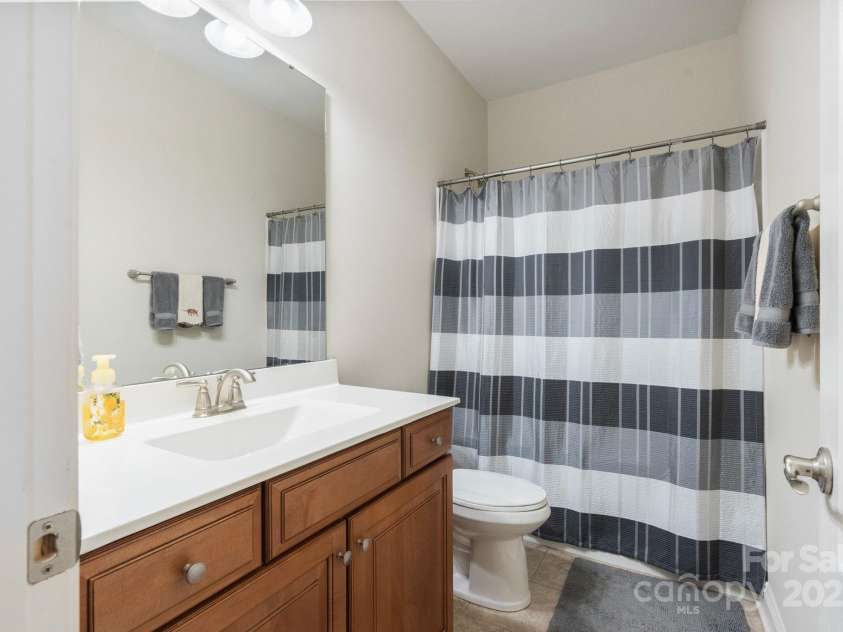 1001 Manorwyck Farms Drive, Waxhaw, NC 28173.  MLS# CAR4276349, YatesRealty ID 25927. 