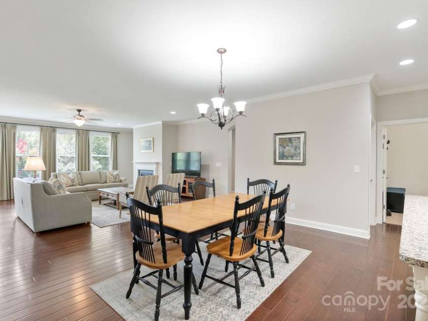 1001 Manorwyck Farms Drive, Waxhaw, NC 28173.  MLS# CAR4276349, YatesRealty ID 25927. 