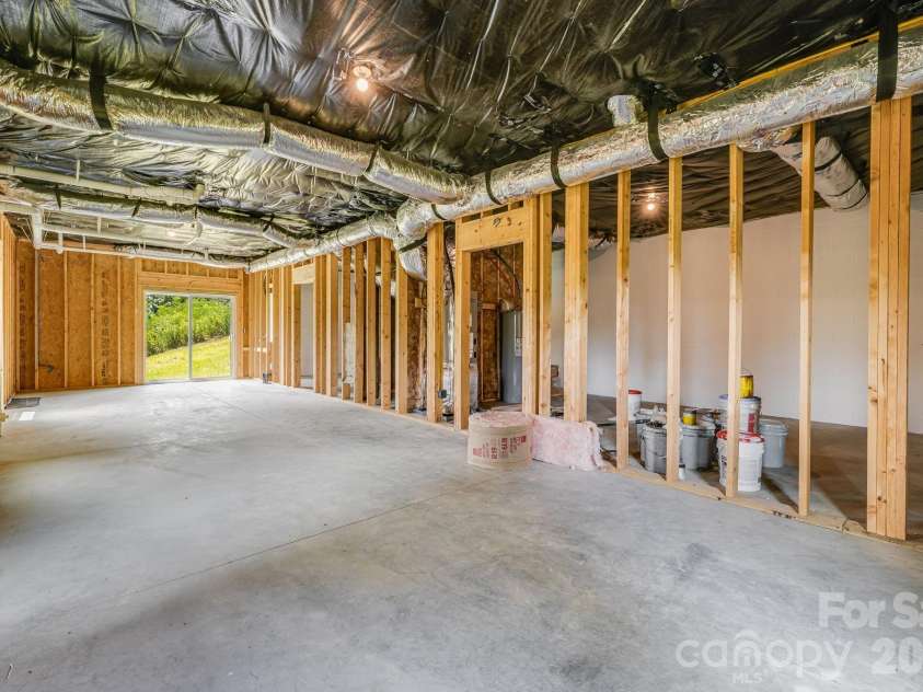 338 Espen Ridge, Woodfin, NC 28804.  MLS# CAR4381331, YatesRealty ID 25927. 