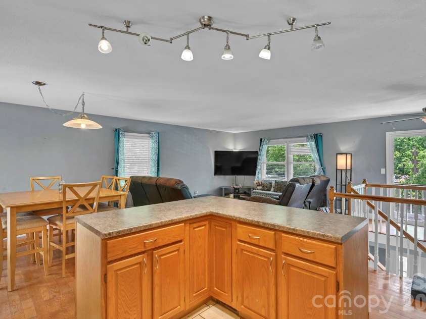 11 Greenwood Acres Drive, Mills River, NC 28759.  MLS# CAR4386394, YatesRealty ID 25928. 