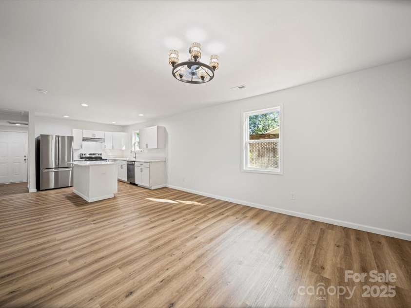 821 1st Street, Kings Mountain, NC 28086.  MLS# CAR4275524, YatesRealty ID 25929. 