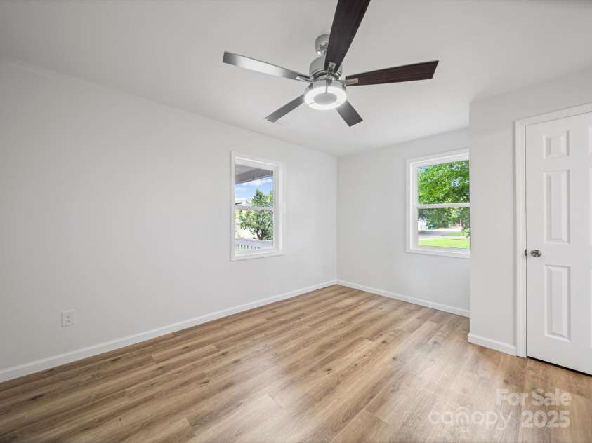 821 1st Street, Kings Mountain, NC 28086.  MLS# CAR4275524, YatesRealty ID 25929. Primary bedroom