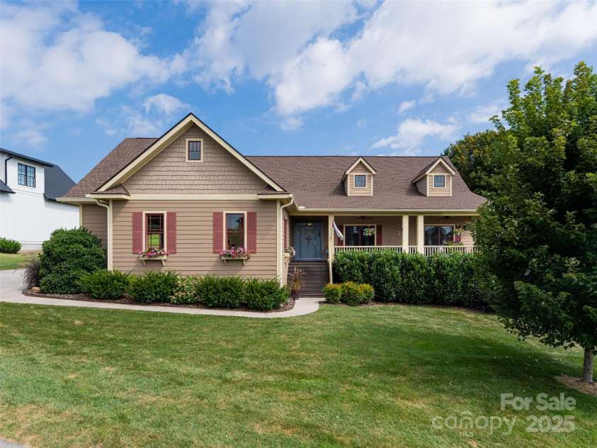 59 Rockbridge Road, Mills River, NC 28759.  MLS# CAR4218172, YatesRealty ID 2593. 