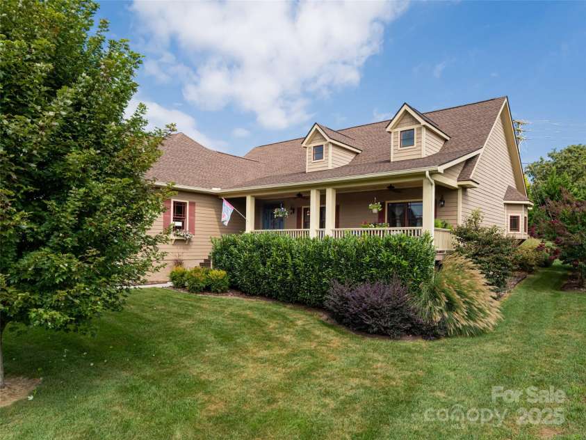 59 Rockbridge Road, Mills River, NC 28759.  MLS# CAR4218172, YatesRealty ID 2593. 
