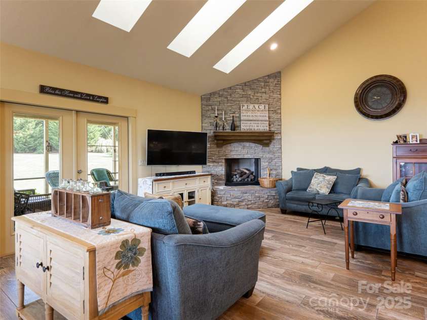 59 Rockbridge Road, Mills River, NC 28759.  MLS# CAR4218172, YatesRealty ID 2593. 