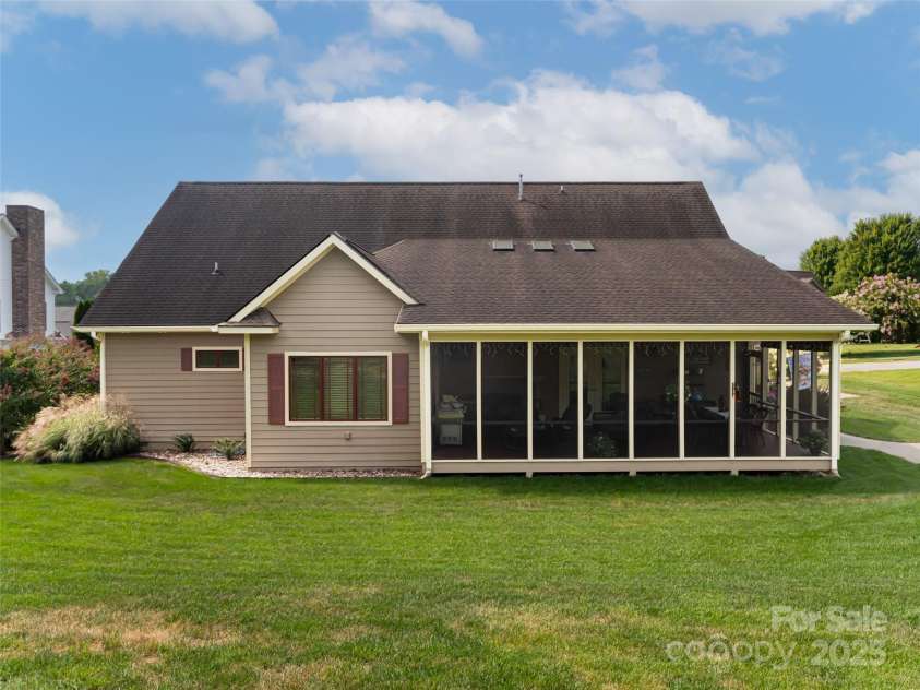 59 Rockbridge Road, Mills River, NC 28759.  MLS# CAR4218172, YatesRealty ID 2593. 