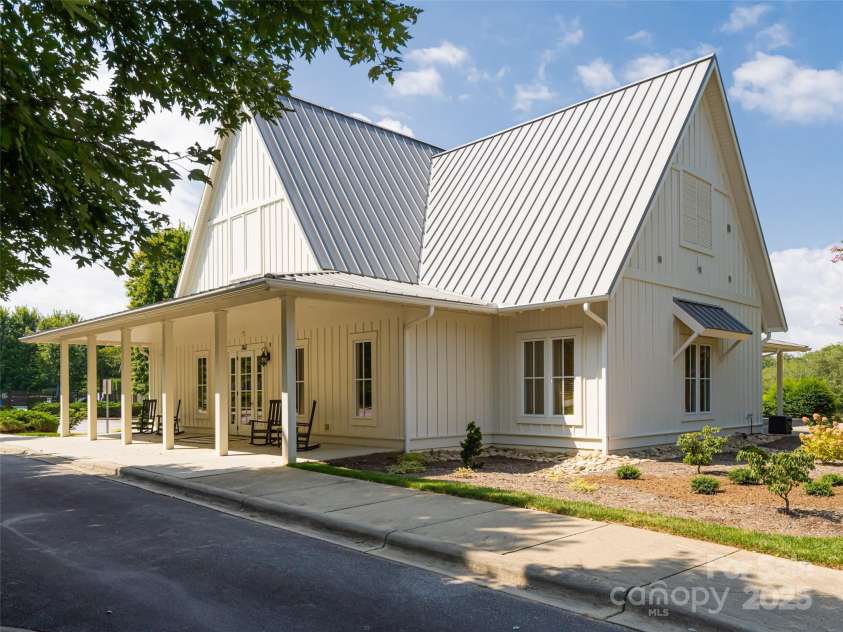 59 Rockbridge Road, Mills River, NC 28759.  MLS# CAR4218172, YatesRealty ID 2593. 