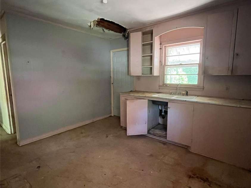 927 Steep Hill Road, Belmont, NC 28012.  MLS# CAR4280895, YatesRealty ID 25931. 