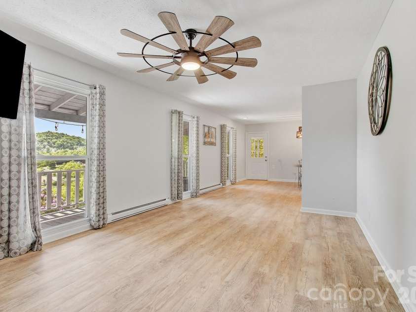 2131 Coleman Mountain Road, Waynesville, NC 28785.  MLS# CAR4377918, YatesRealty ID 25932. 