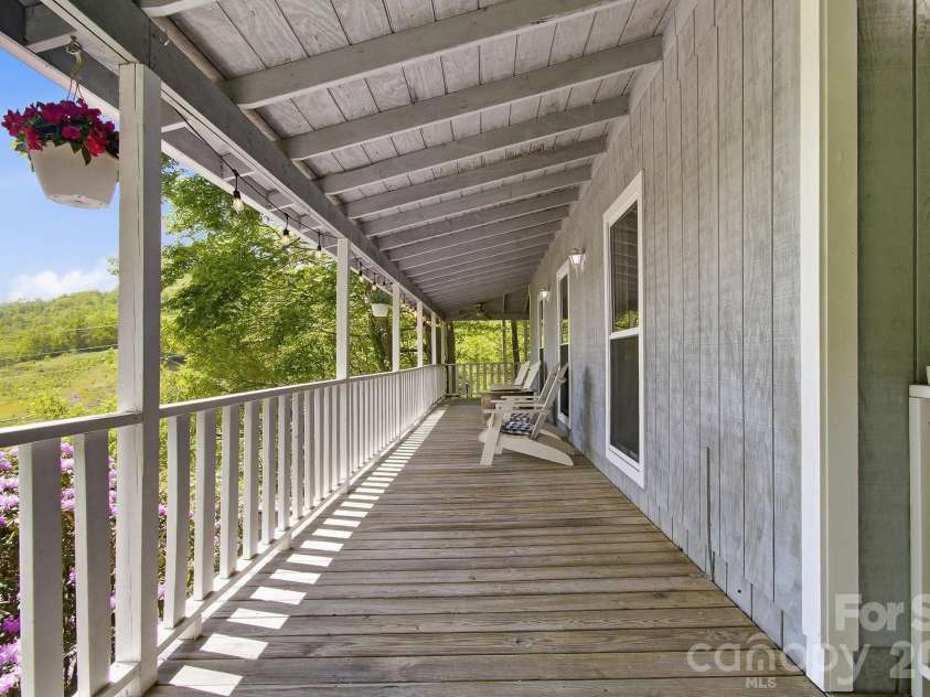 2131 Coleman Mountain Road, Waynesville, NC 28785.  MLS# CAR4377918, YatesRealty ID 25932. 