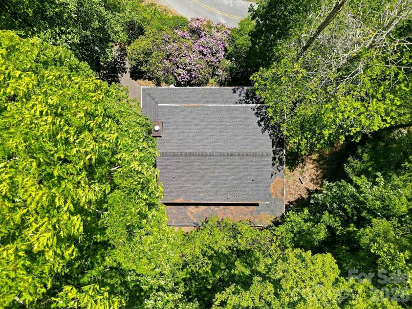 2131 Coleman Mountain Road, Waynesville, NC 28785.  MLS# CAR4377918, YatesRealty ID 25932. 