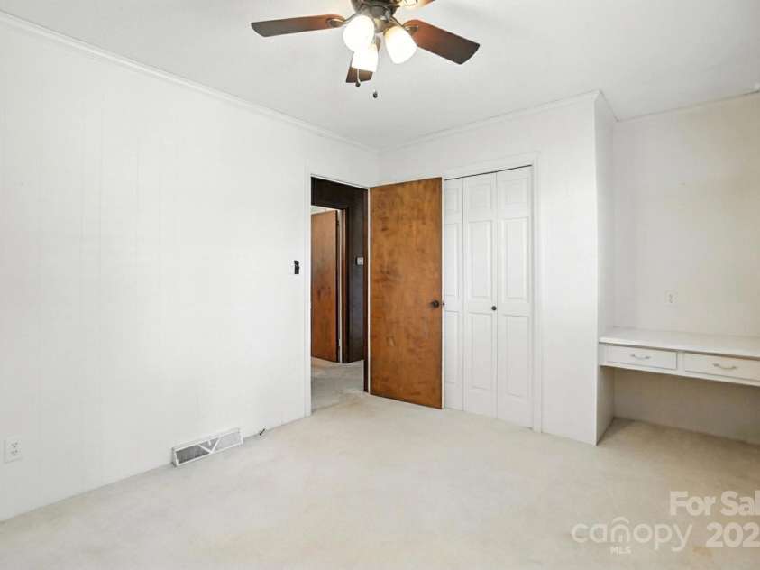 13909 Idlewild Road, Matthews, NC 28105.  MLS# CAR4272282, YatesRealty ID 25933. Bedroom 4