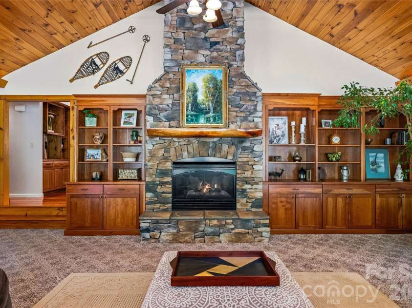 51 White Pine Circle, Fletcher, NC 28732.  MLS# CAR4380426, YatesRealty ID 25934. 