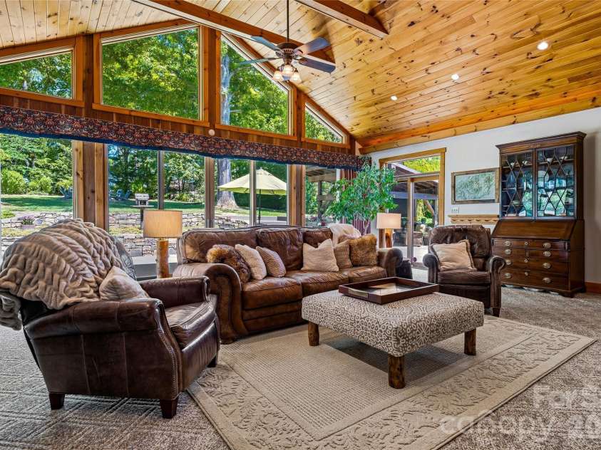 51 White Pine Circle, Fletcher, NC 28732.  MLS# CAR4380426, YatesRealty ID 25934. 