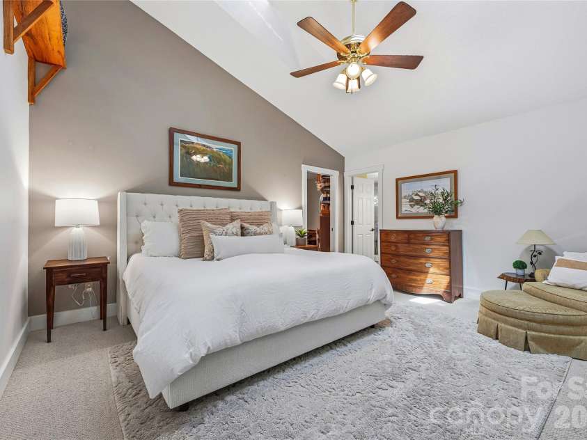 51 White Pine Circle, Fletcher, NC 28732.  MLS# CAR4380426, YatesRealty ID 25934. 