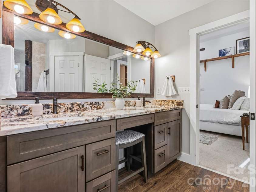 51 White Pine Circle, Fletcher, NC 28732.  MLS# CAR4380426, YatesRealty ID 25934. 