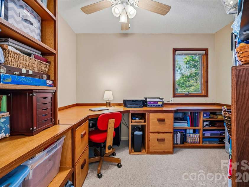51 White Pine Circle, Fletcher, NC 28732.  MLS# CAR4380426, YatesRealty ID 25934. 