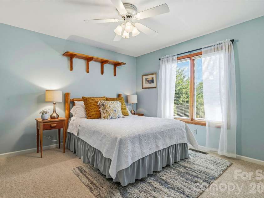 51 White Pine Circle, Fletcher, NC 28732.  MLS# CAR4380426, YatesRealty ID 25934. 