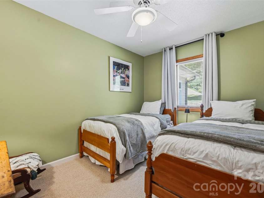 51 White Pine Circle, Fletcher, NC 28732.  MLS# CAR4380426, YatesRealty ID 25934. 