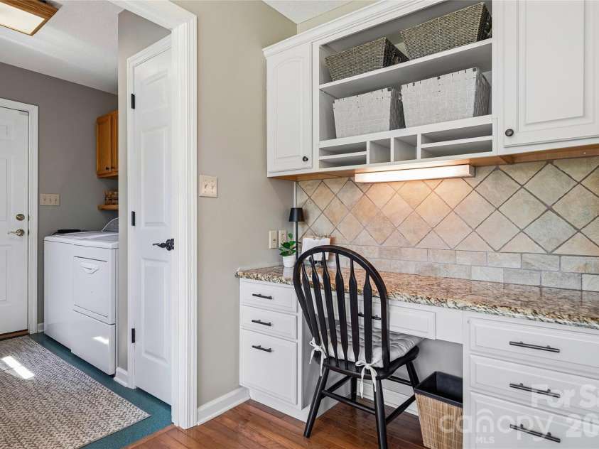 51 White Pine Circle, Fletcher, NC 28732.  MLS# CAR4380426, YatesRealty ID 25934. 