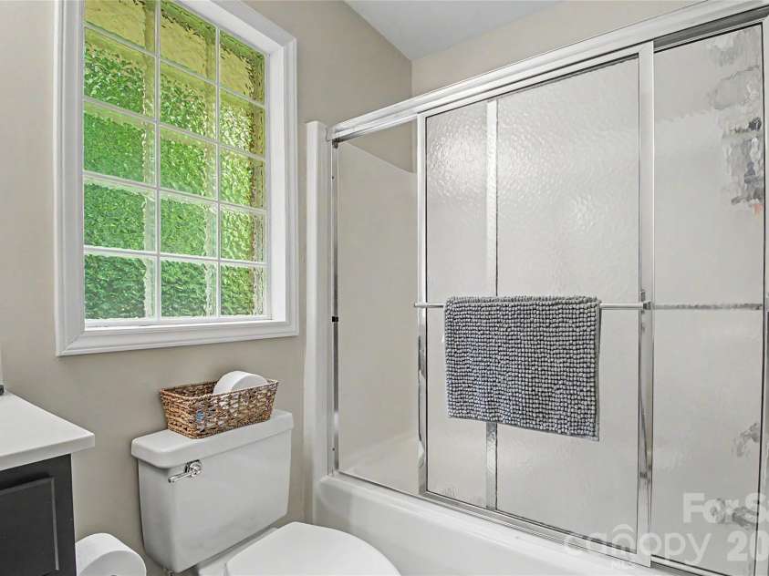 293 Bent Tree Drive, Rutherfordton, NC 28139.  MLS# CAR4381988, YatesRealty ID 25937. 