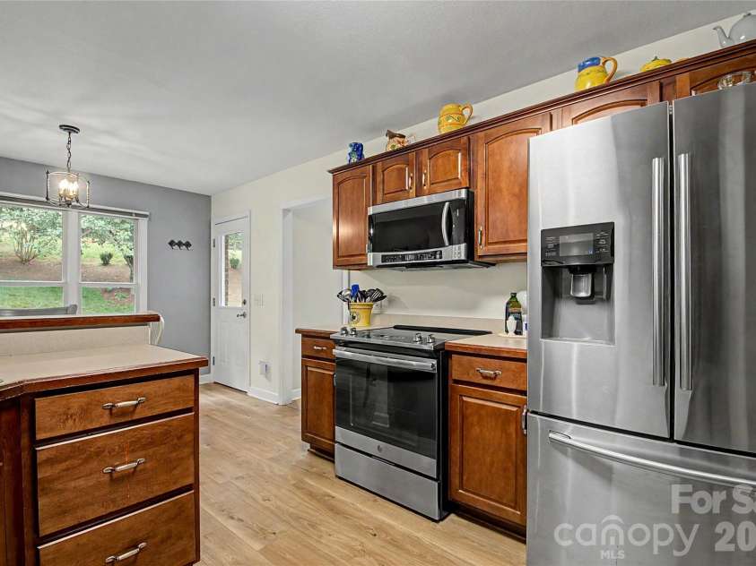 293 Bent Tree Drive, Rutherfordton, NC 28139.  MLS# CAR4381988, YatesRealty ID 25937. 