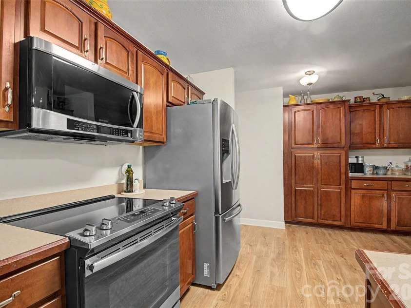 293 Bent Tree Drive, Rutherfordton, NC 28139.  MLS# CAR4381988, YatesRealty ID 25937. 